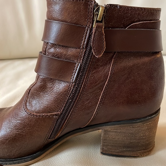 Franco Sarto Brown leather boots - Picture 3 of 5